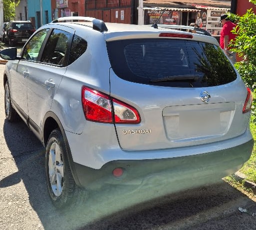 NISSAN QASHQAI 2.0 Ee Mt 4x2 año 2013
