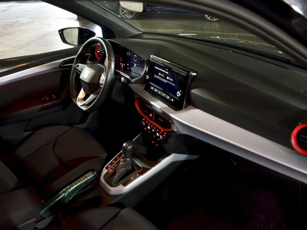 SEAT ARONA Fr 1.0 Tsi At año 2024