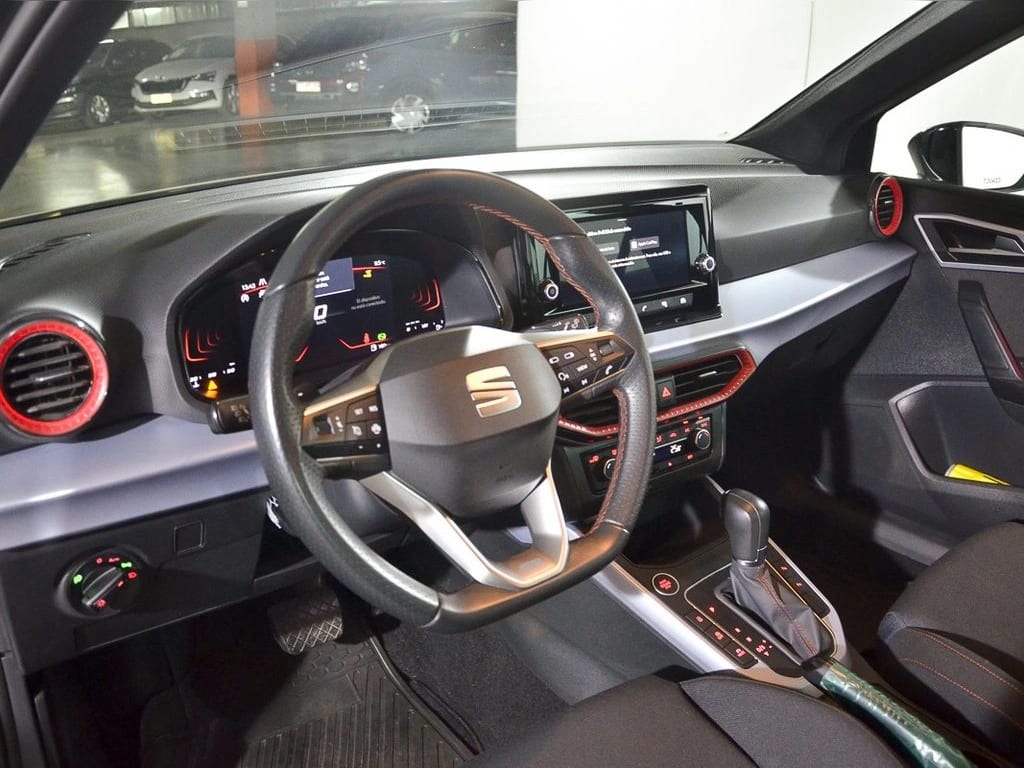 SEAT ARONA Fr 1.0 Tsi At año 2024