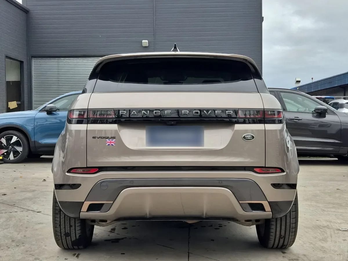 Land Rover Evoque 2.0i R-Dynamic S año 2024