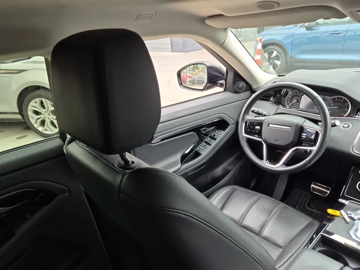 Land Rover Evoque 2.0i R-Dynamic S año 2024