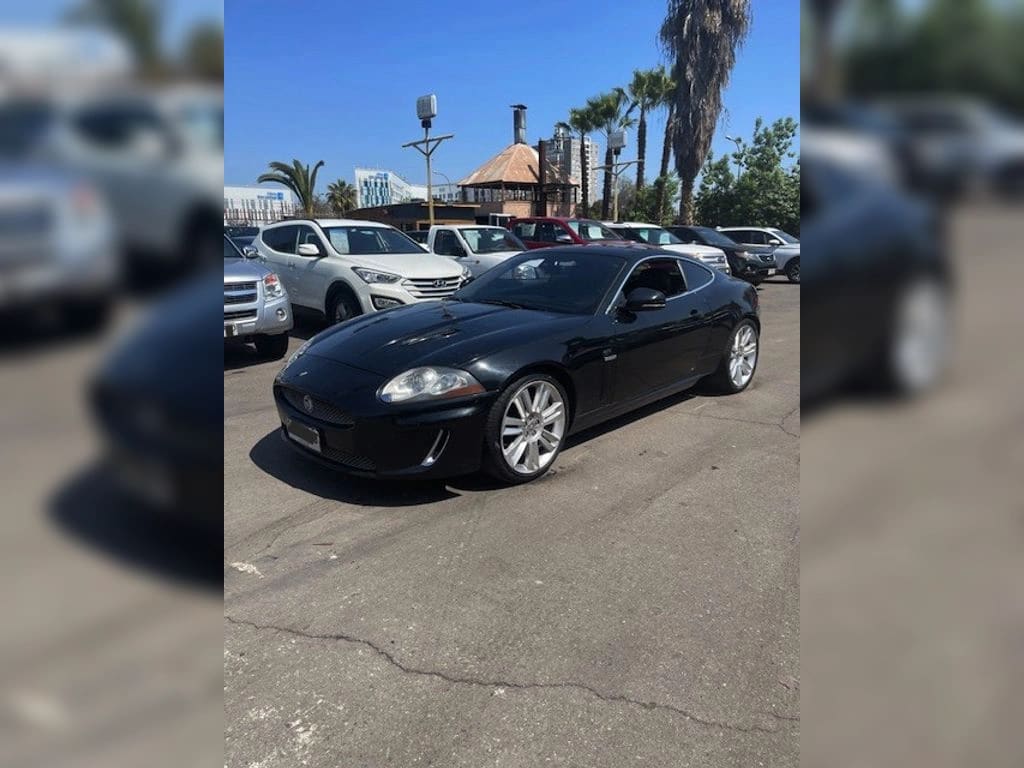 JAGUAR XKR-S 5.8 V8 Supercharged año 2012