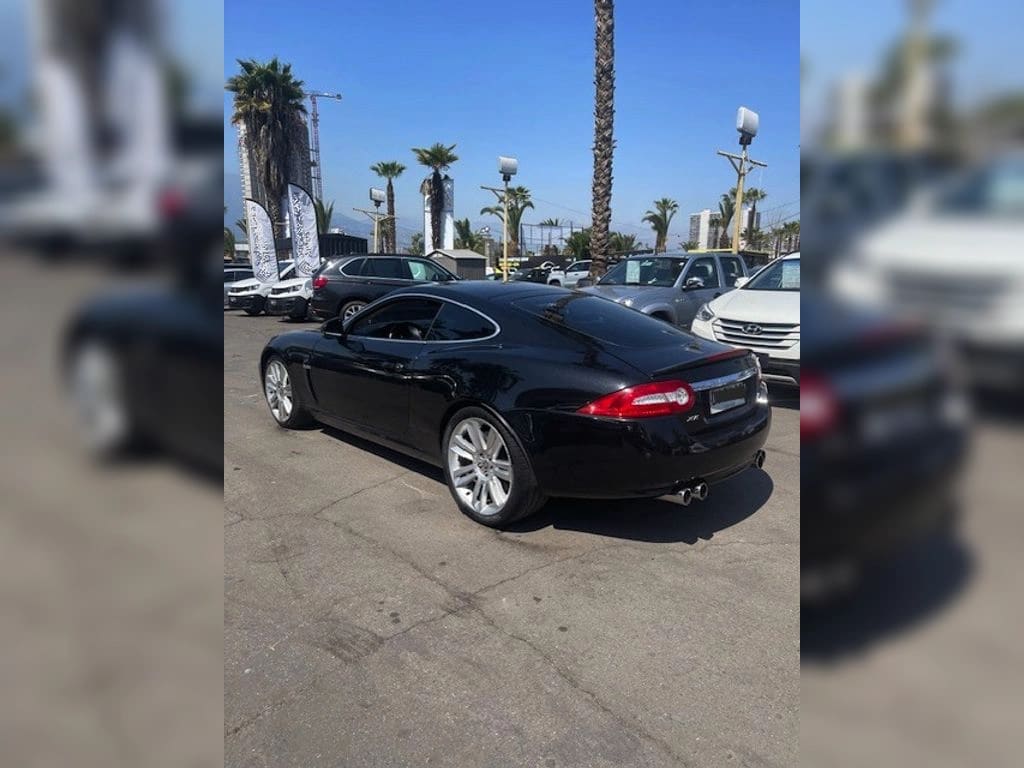 JAGUAR XKR-S 5.8 V8 Supercharged año 2012