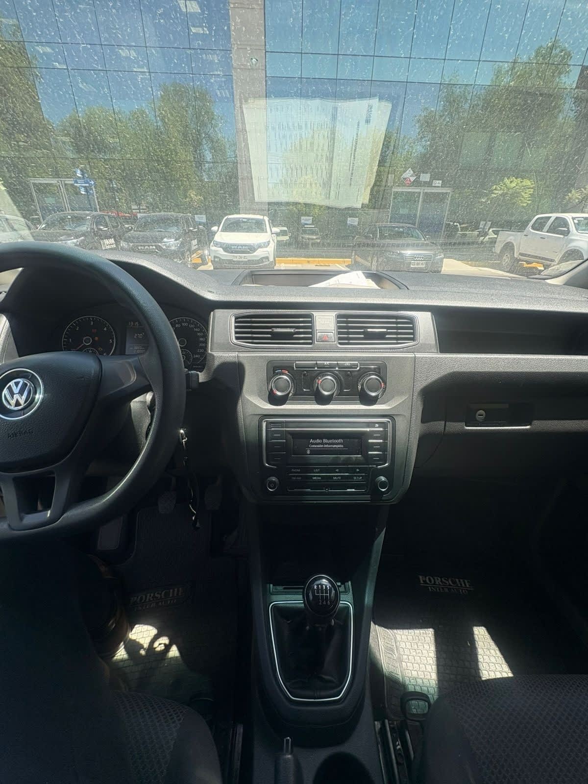 VOLKSWAGEN CADDY 2.0 Cargo Lt Mt Diesel año 2019
