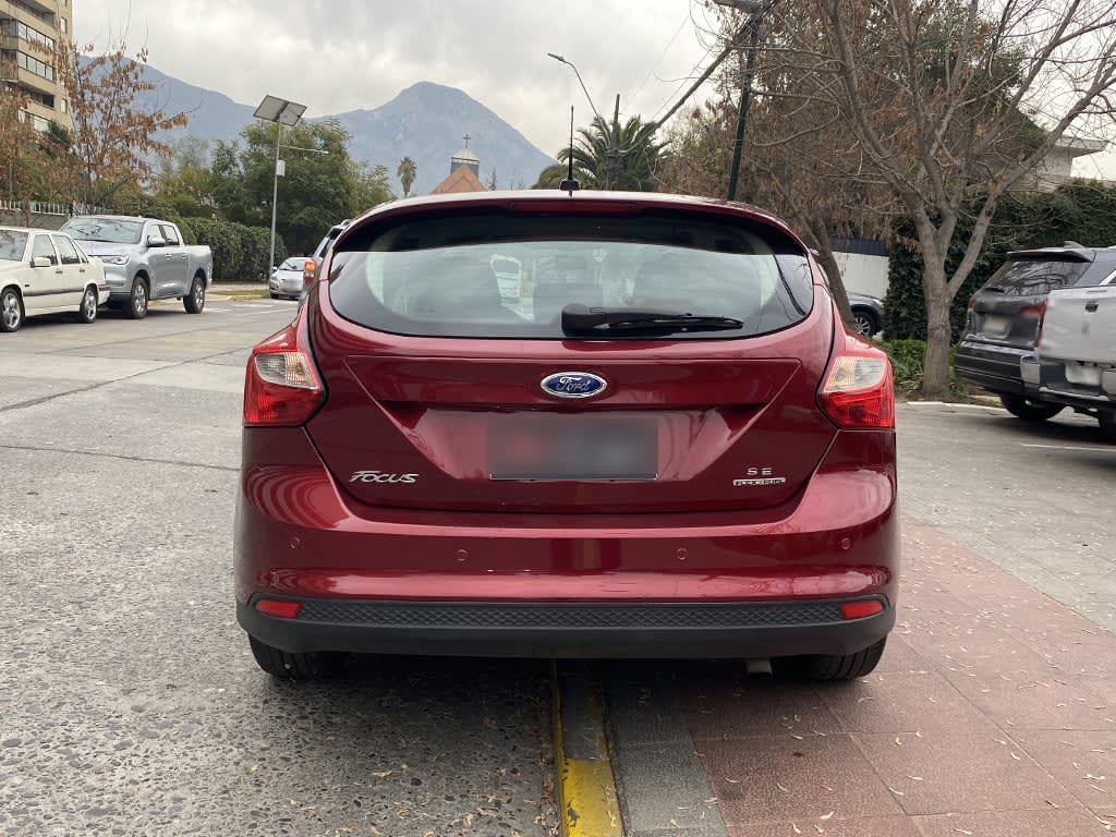 FORD FOCUS Se año 2014