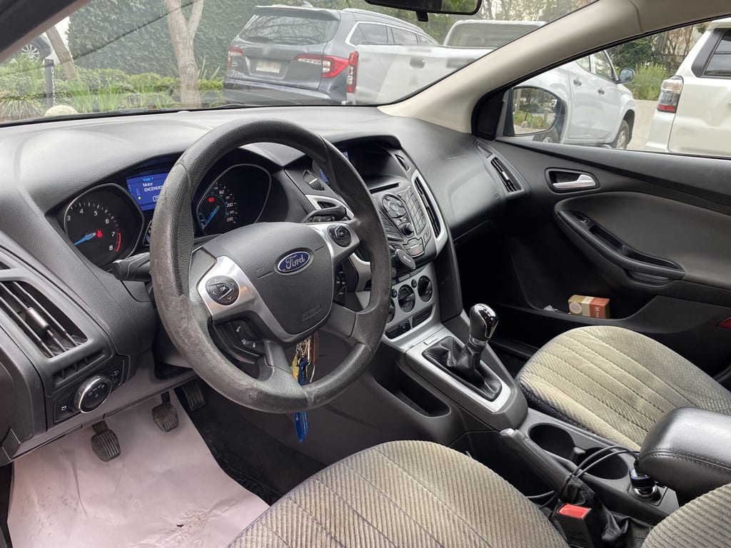 FORD FOCUS Se año 2014