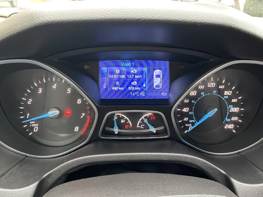 FORD FOCUS Se año 2014