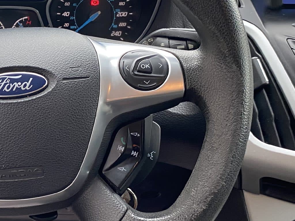 FORD FOCUS Se año 2014