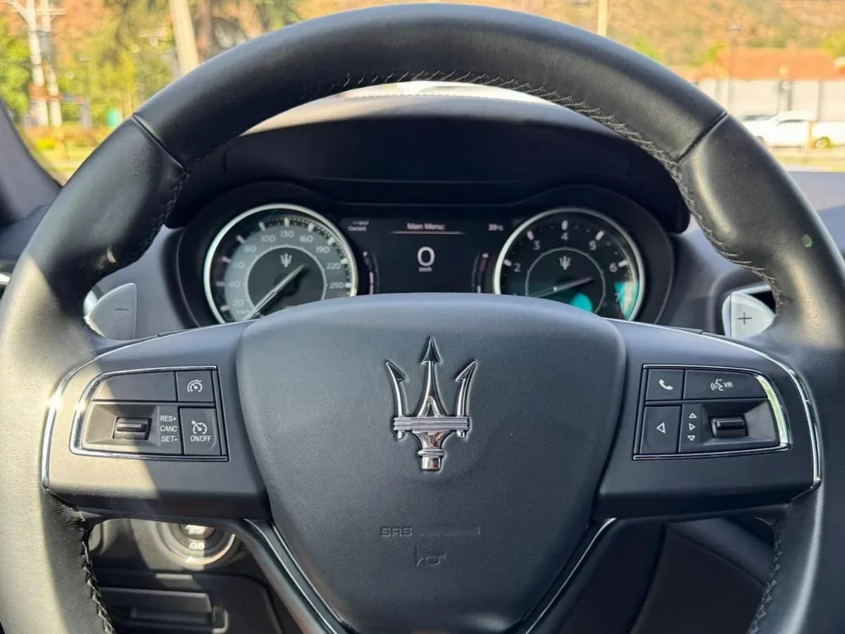 MASERATI GHIBLI Gt Hibrido año 2022