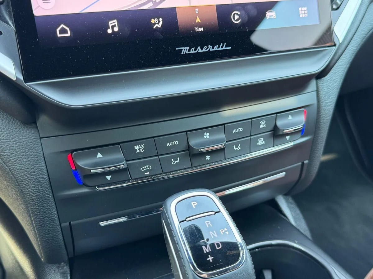 MASERATI GHIBLI Gt Hibrido año 2022