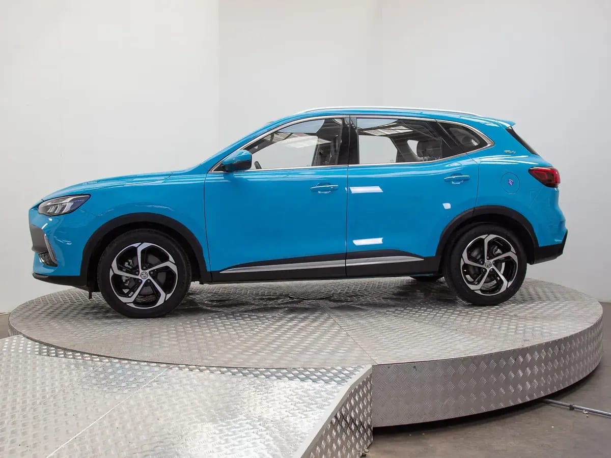 MG NEW HS New Mg Hs 1.5t Dct Trophy año 2024