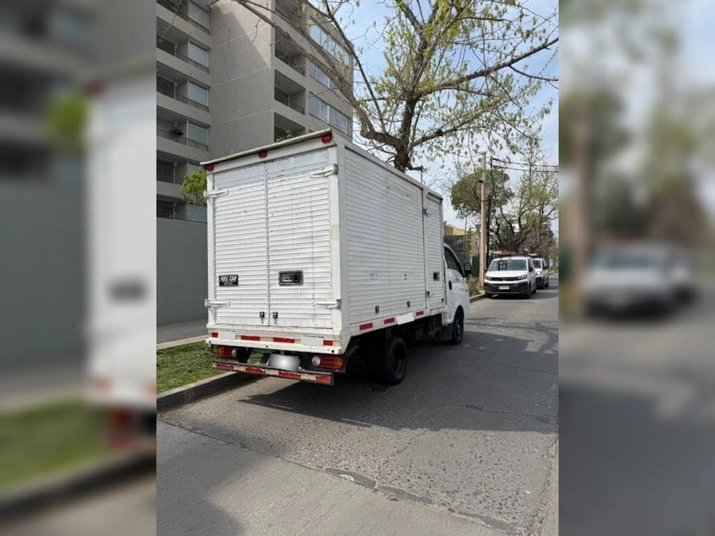 HYUNDAI PORTER 2.5 Crdi Diesel Gls 4x2 Chasis Ac 6mt 2p año 2022