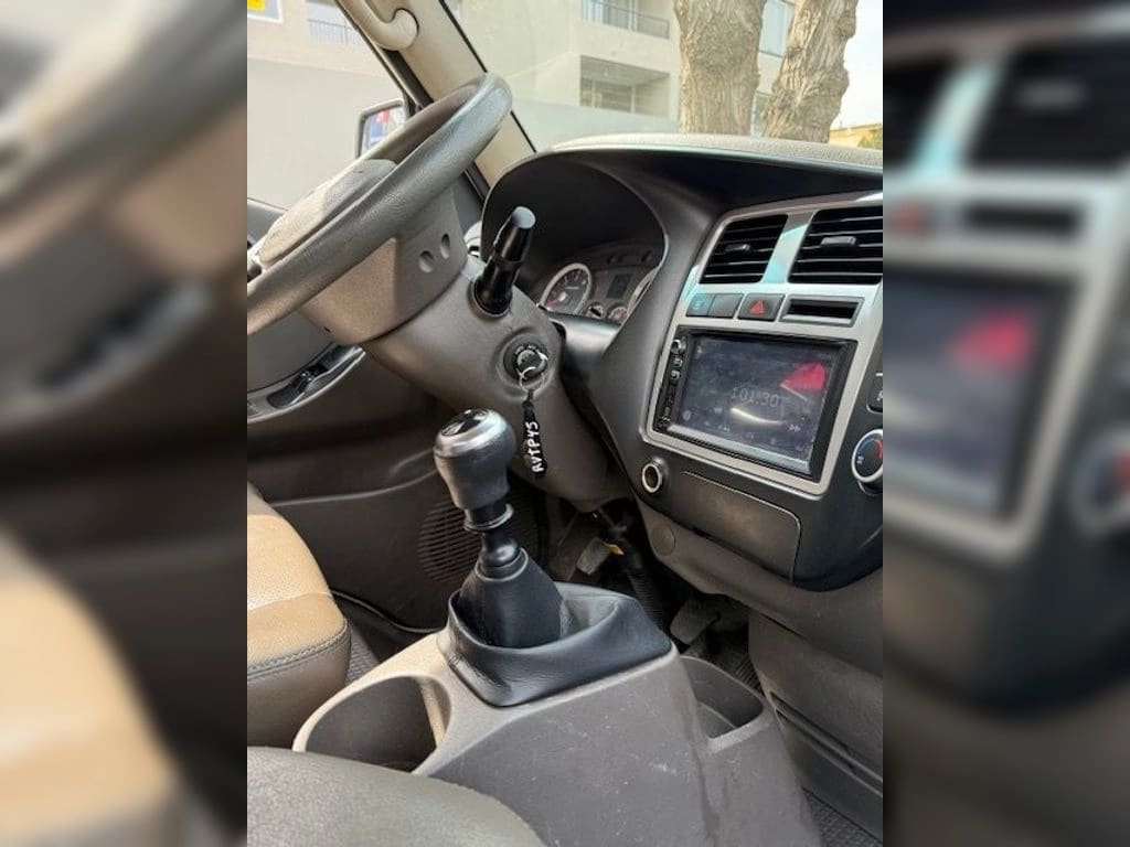 HYUNDAI PORTER 2.5 Crdi Diesel Gls 4x2 Chasis Ac 6mt 2p año 2022
