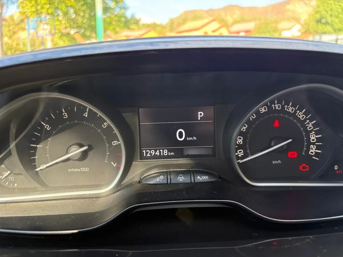 Peugeot 208 1.6 Sport Vti 120hp 3p Mt año 2014