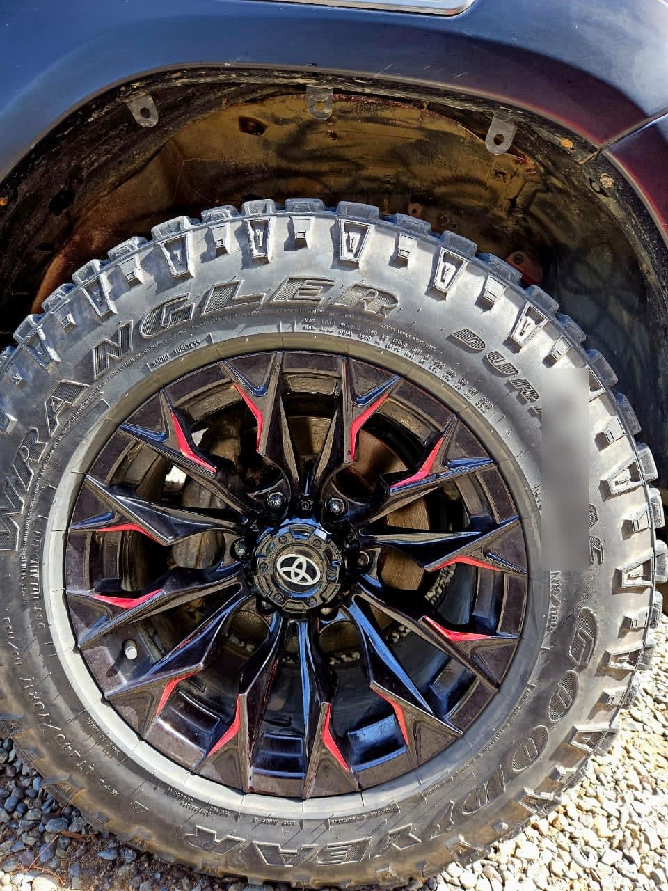Toyota Hilux 2.4 4×4 Mt Sr Diesel año 2018