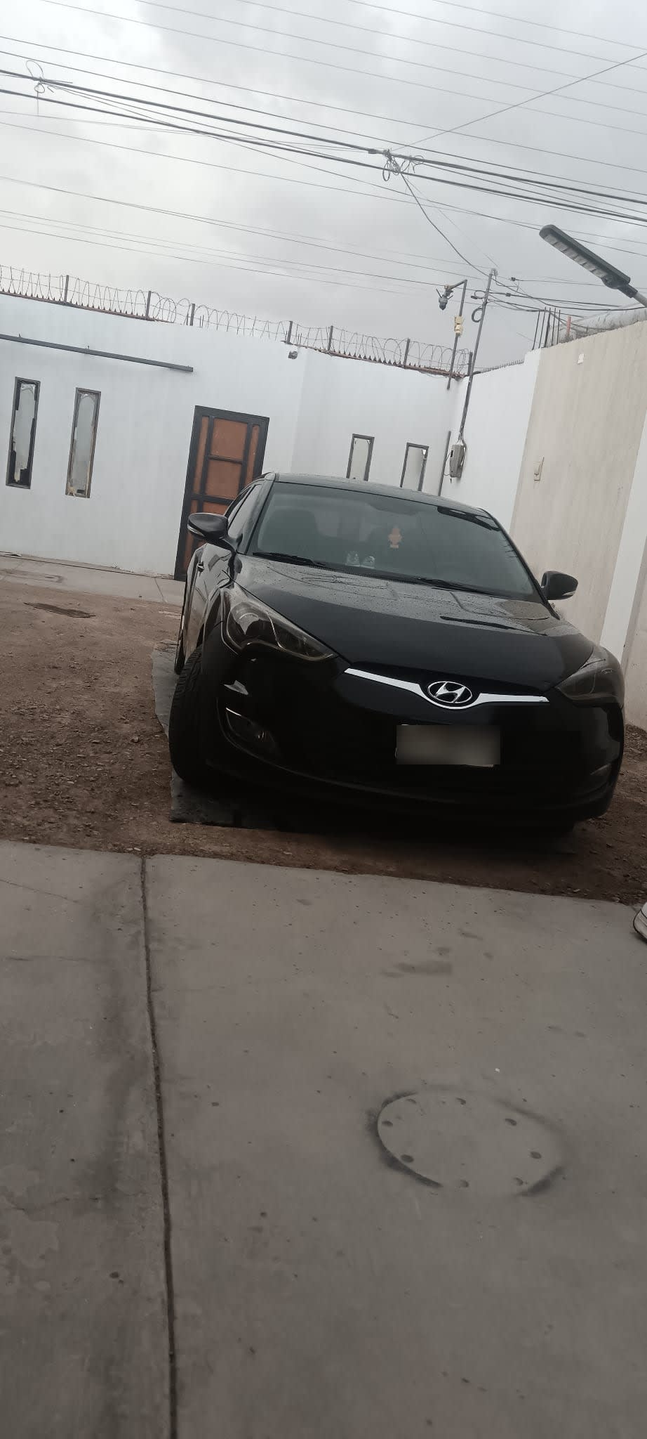 HYUNDAI VELOSTER 1.6 Fs 4dr Gls Mt año 2017