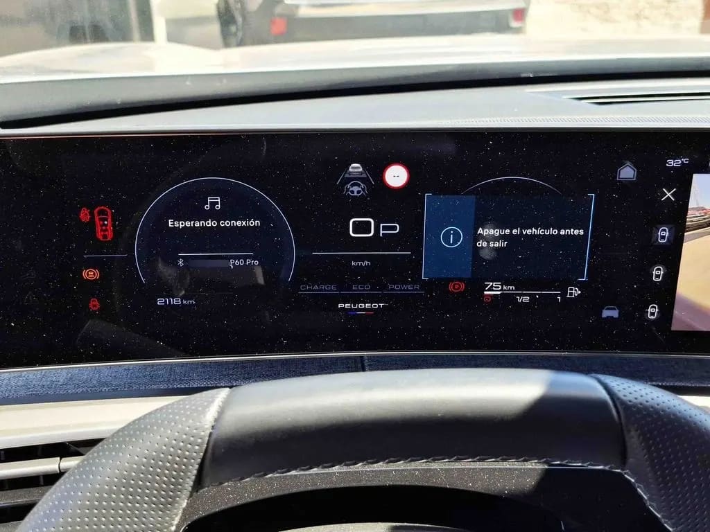 Peugeot 5008 Gt año 2025