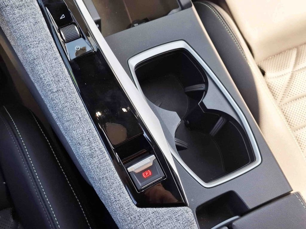 Peugeot 5008 Gt año 2025