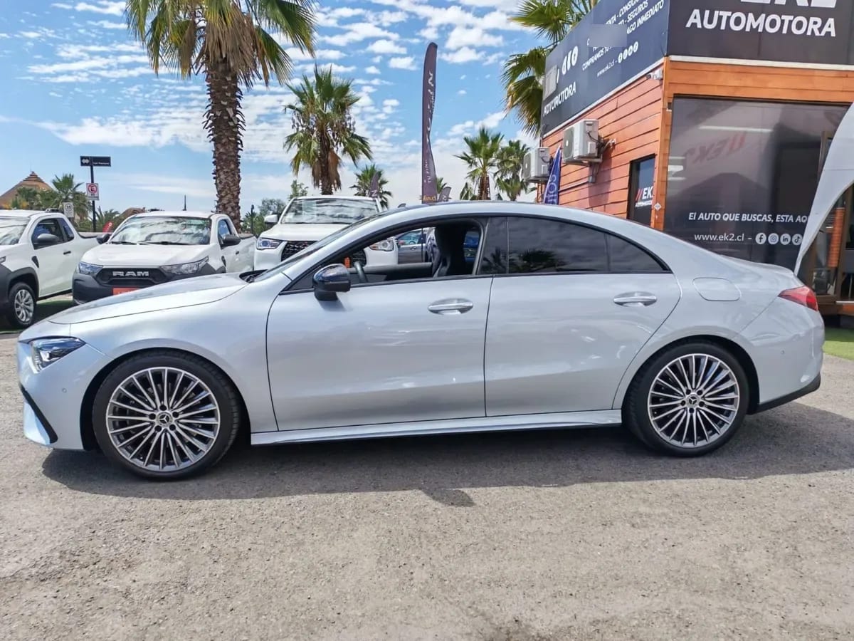 Mercedes Benz Cla200 1.3 Amg Fl At año 2025