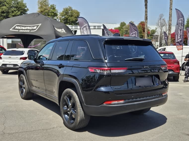Jeep Grand Cherokee 3.6 Altitude 4x4 At año 2024