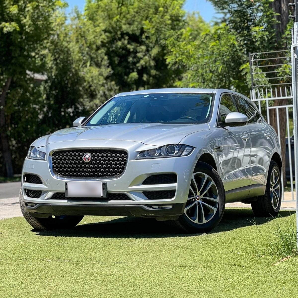Jaguar F-PACE Otra año 2018