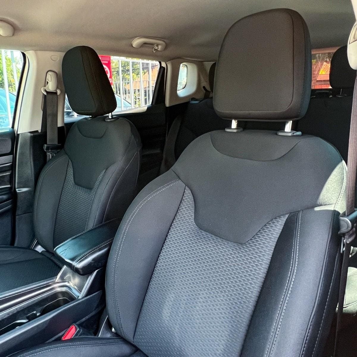 JEEP COMPASS 1.4 Sport At año 2022
