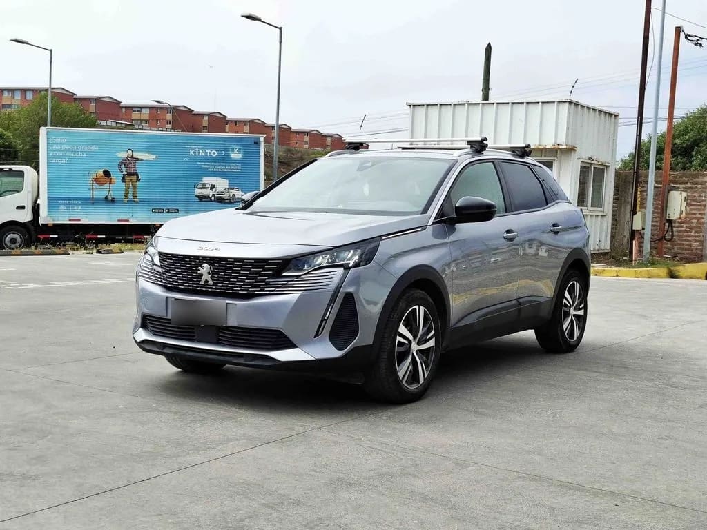 Peugeot 3008 1.2 año 2023