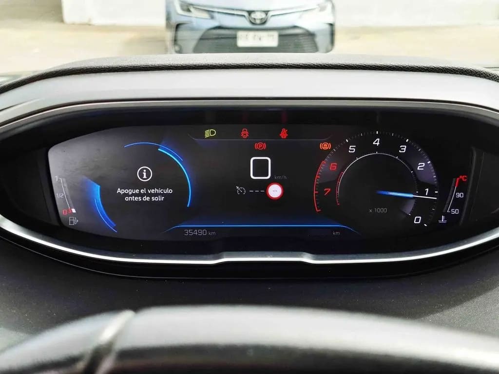 Peugeot 3008 1.2 año 2023