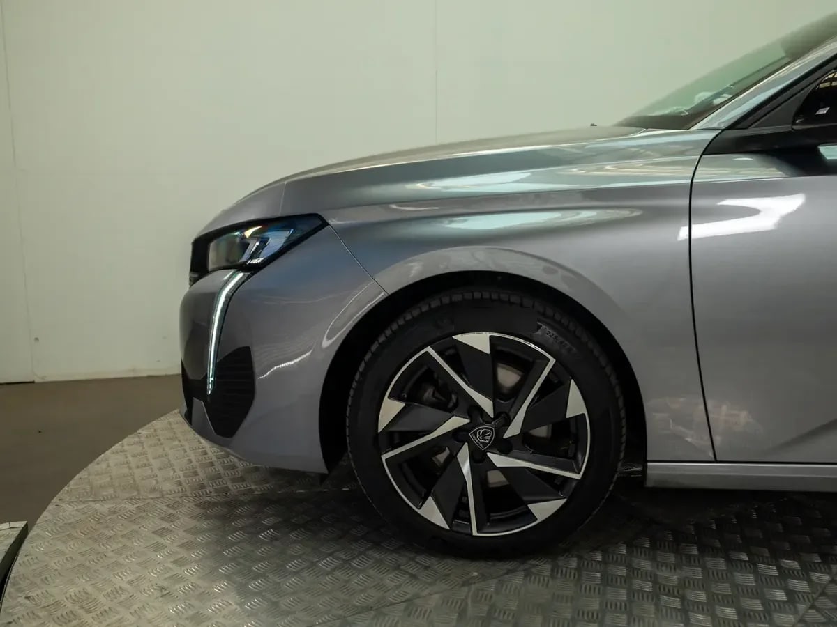 Peugeot 308 308 1.5 Allure Pack Bluehdi 130 At Diesel año 2025