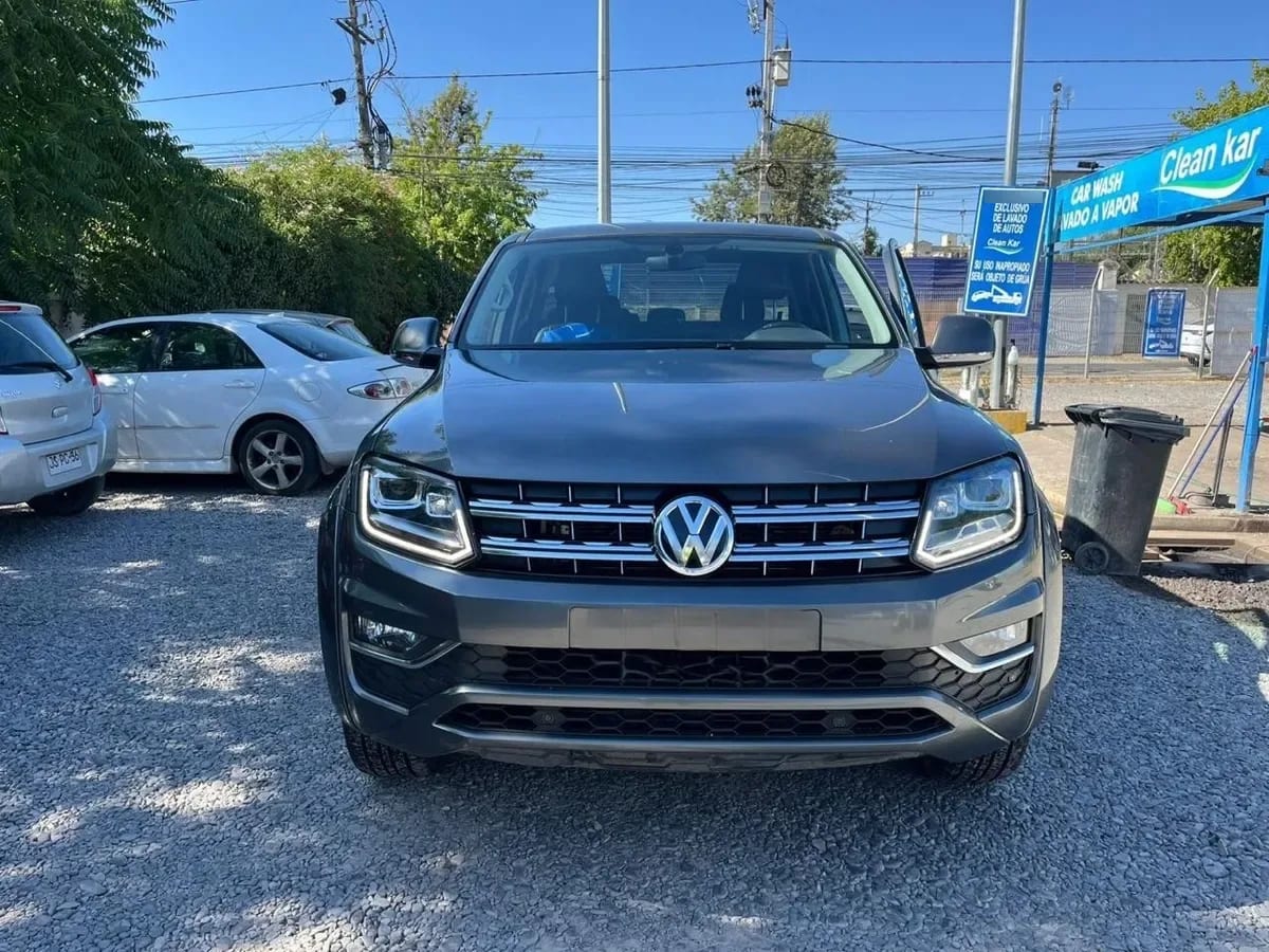 VOLKSWAGEN AMAROK 2.0 Trendline Mt 4x4 Diesel año 2022