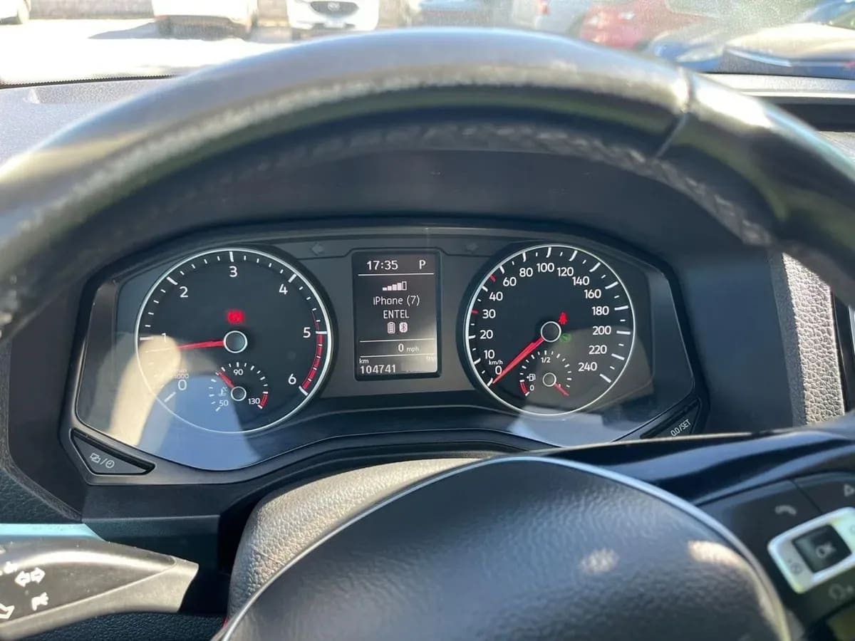 VOLKSWAGEN AMAROK 2.0 Trendline Mt 4x4 Diesel año 2022