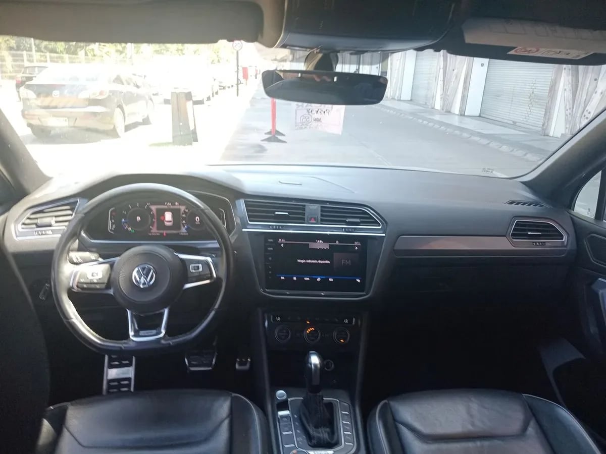 Volkswagen Tiguan 2.0 Tsi R-Line 4motion 220hp 3row At 5p año 2021