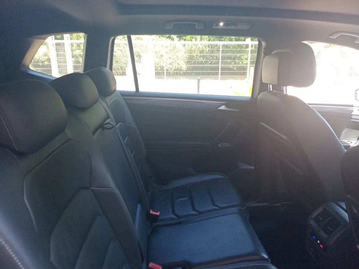 Volkswagen Tiguan 2.0 Tsi R-Line 4motion 220hp 3row At 5p año 2021