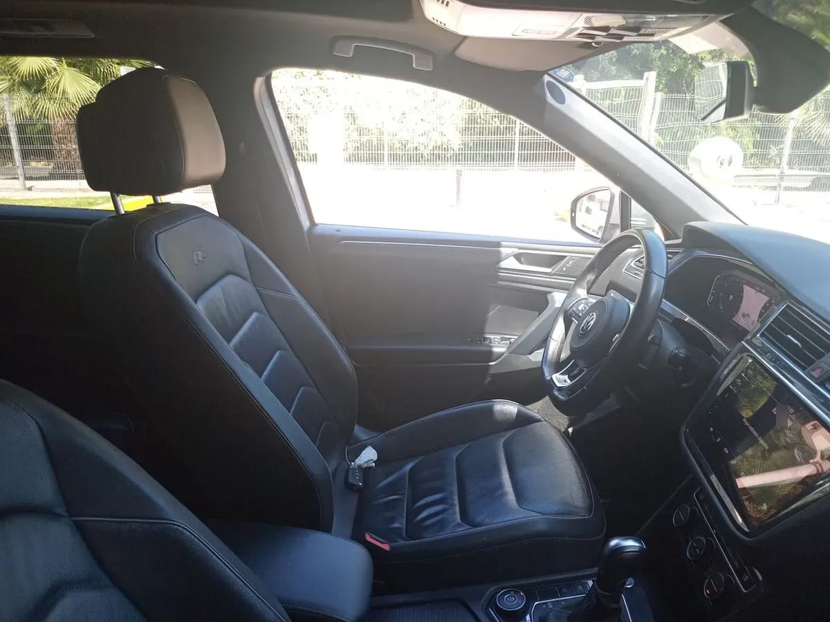 Volkswagen Tiguan 2.0 Tsi R-Line 4motion 220hp 3row At 5p año 2021