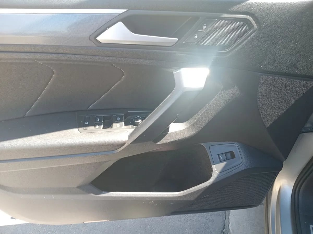 Volkswagen Tiguan 2.0 Tsi R-Line 4motion 220hp 3row At 5p año 2021