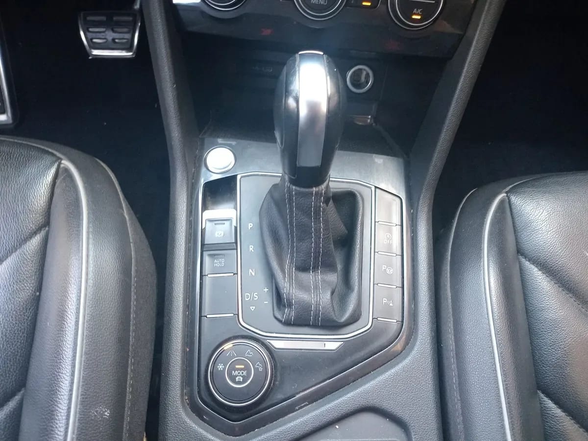 Volkswagen Tiguan 2.0 Tsi R-Line 4motion 220hp 3row At 5p año 2021