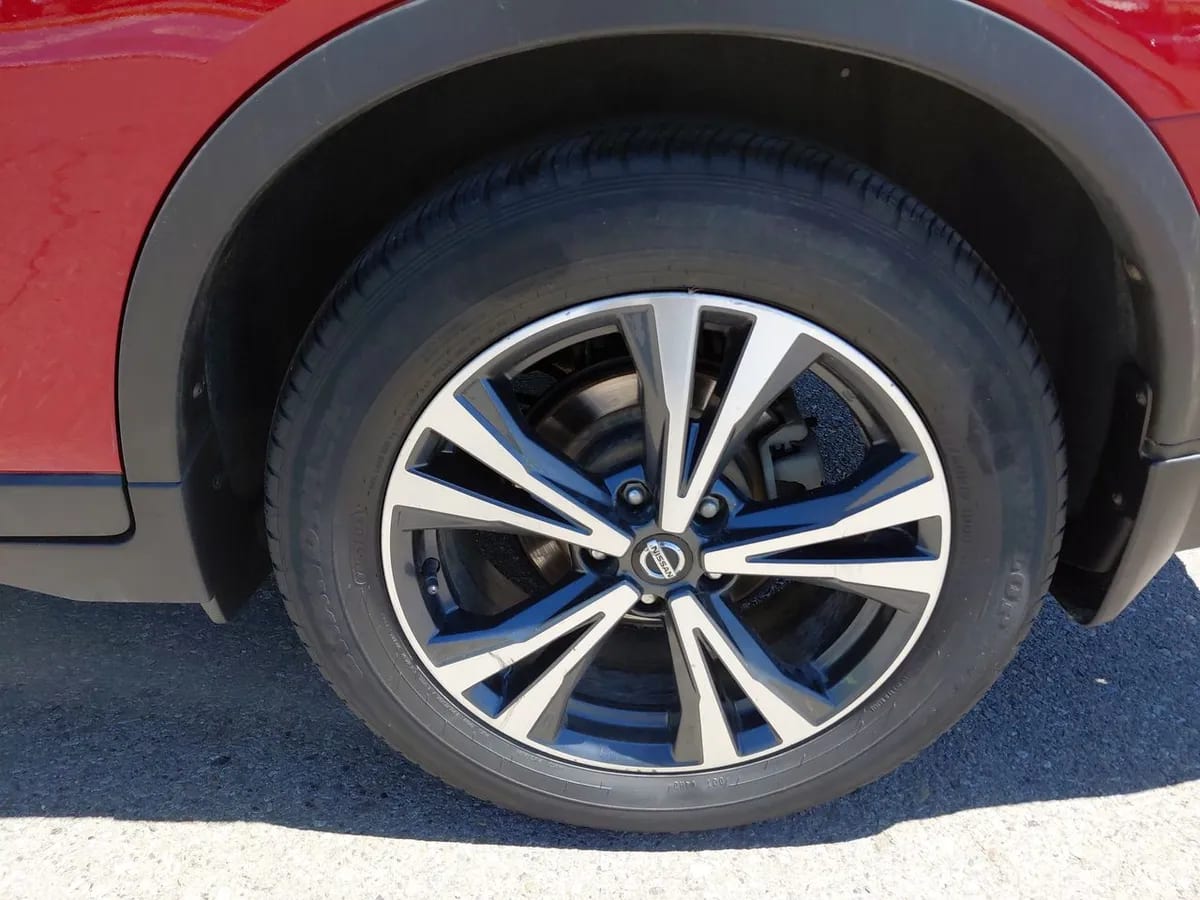 Nissan X-Trail 2.5 Advance Mc 4x2 Cvt At 5p año 2023