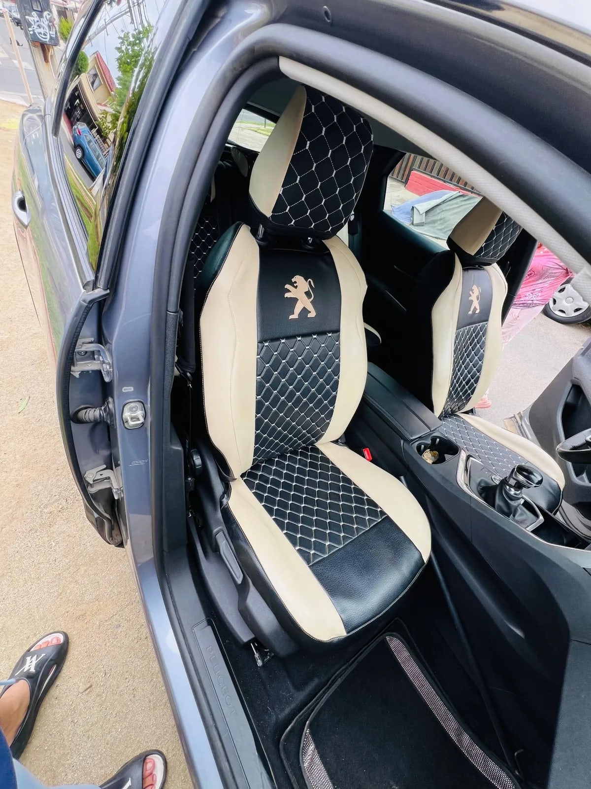 PEUGEOT 3008 1.2 Active Pack Puretech 130 Mt año 2023