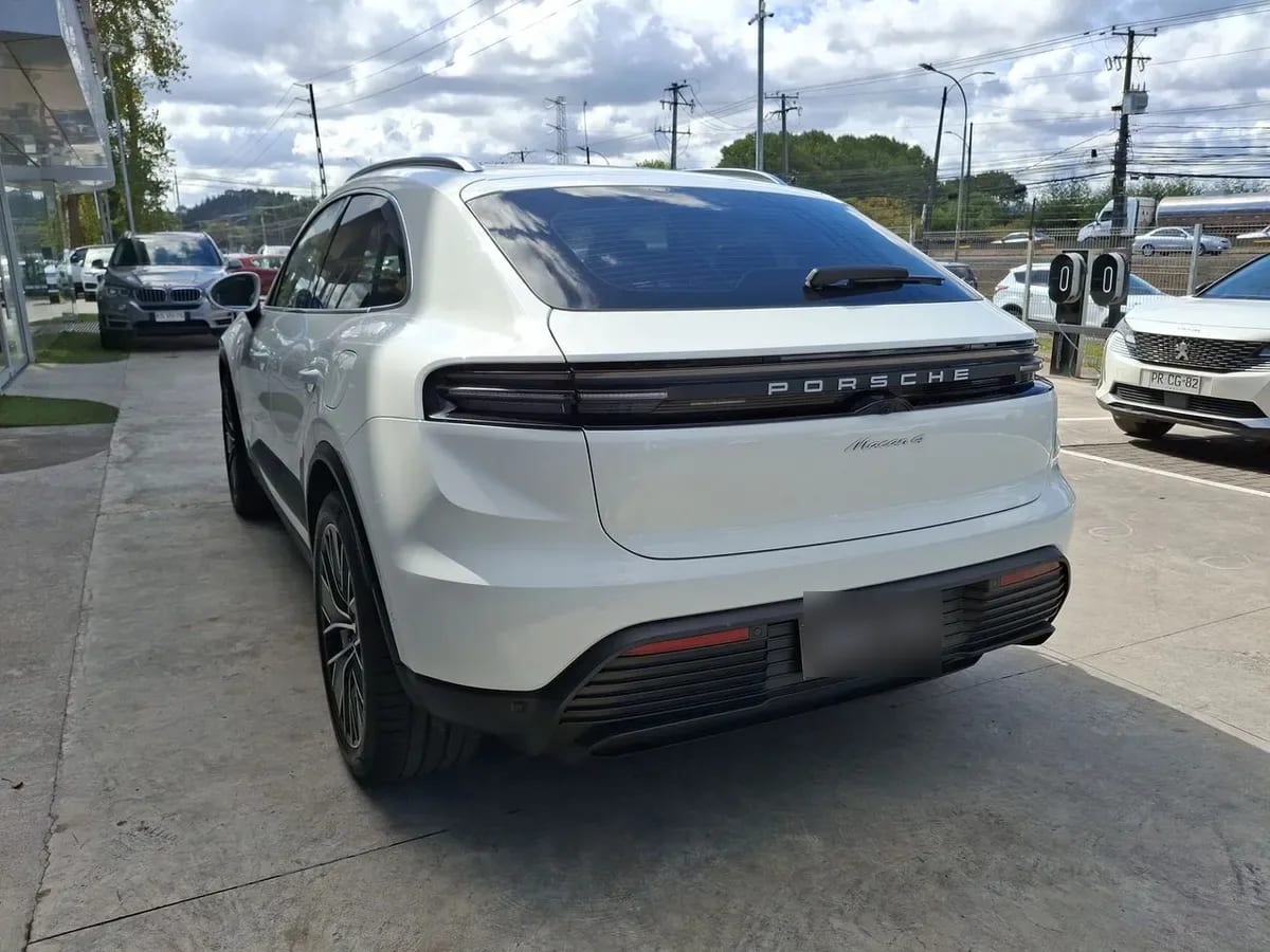 Porsche Macan Electrico 4 4x4 At 5p año 2025