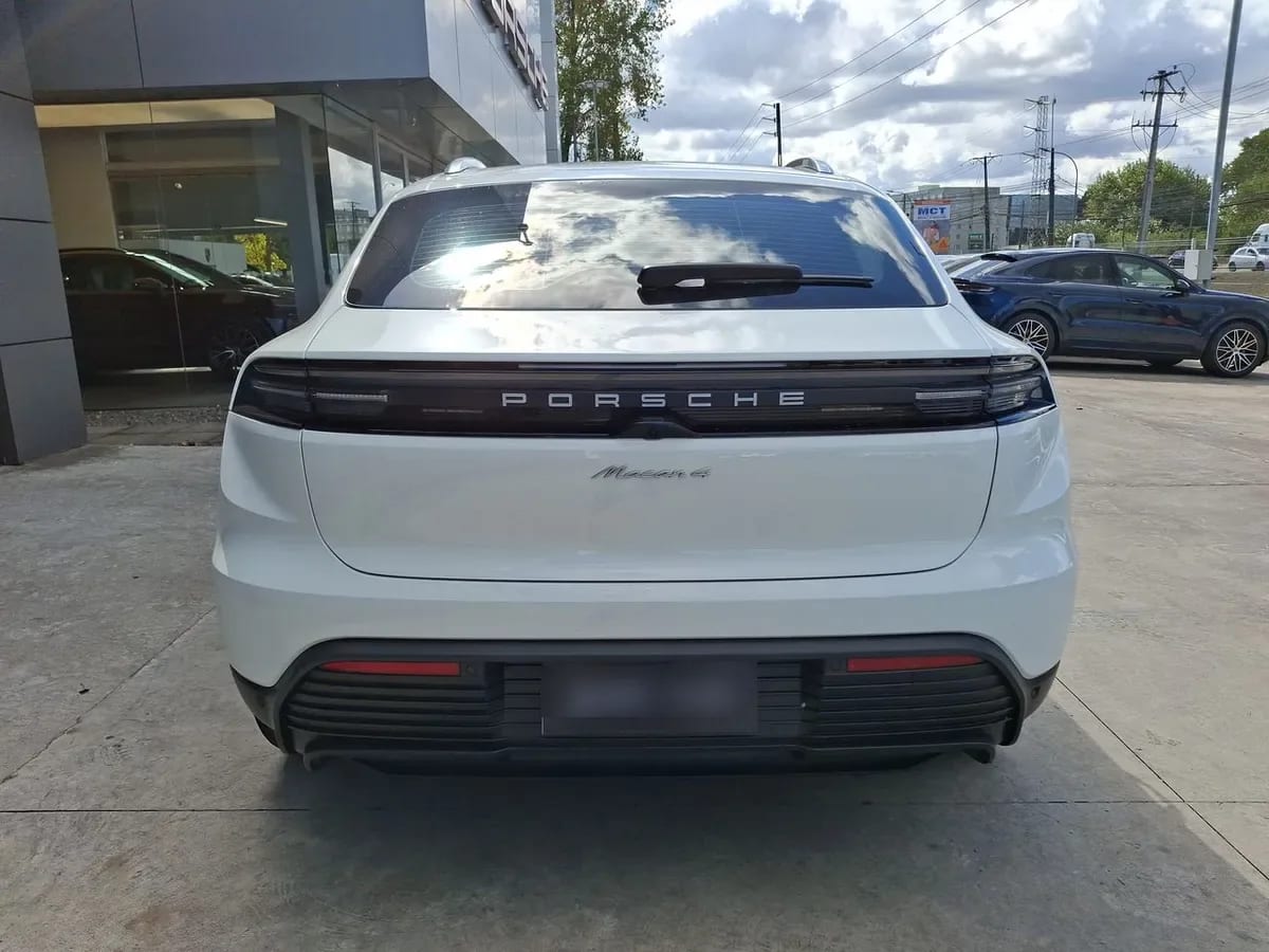 Porsche Macan Electrico 4 4x4 At 5p año 2025