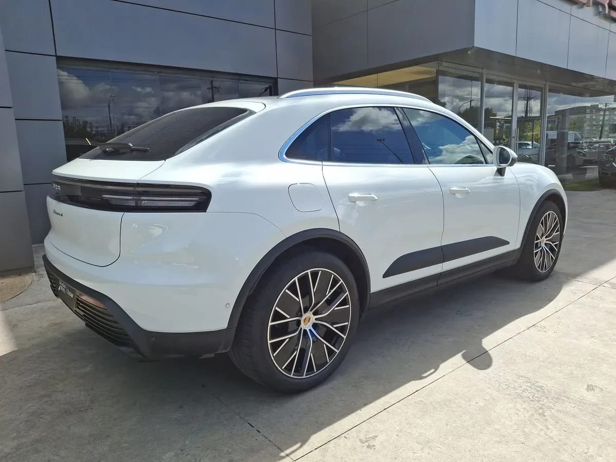 Porsche Macan Electrico 4 4x4 At 5p año 2025