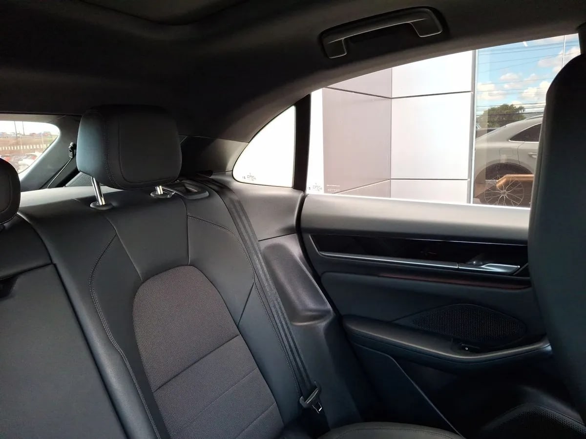Porsche Macan Electrico 4 4x4 At 5p año 2025