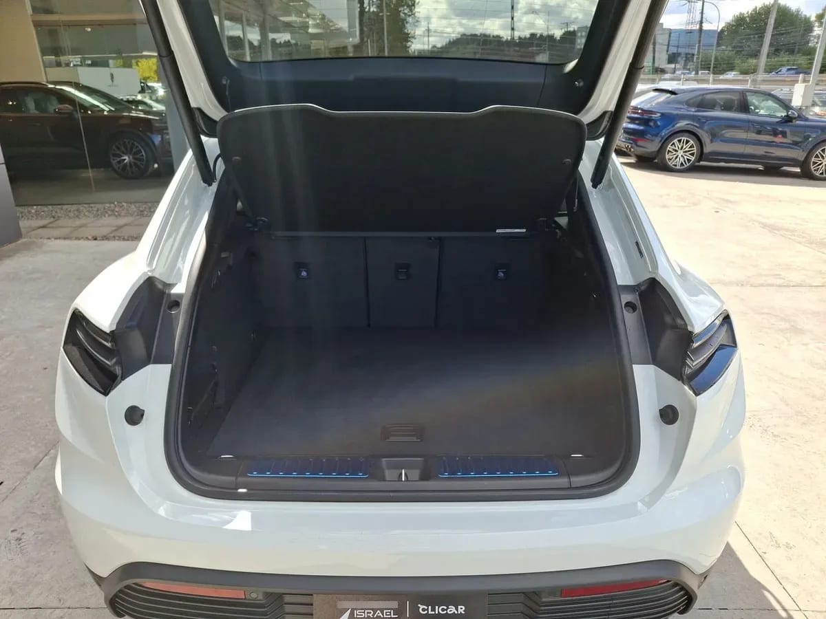 Porsche Macan Electrico 4 4x4 At 5p año 2025