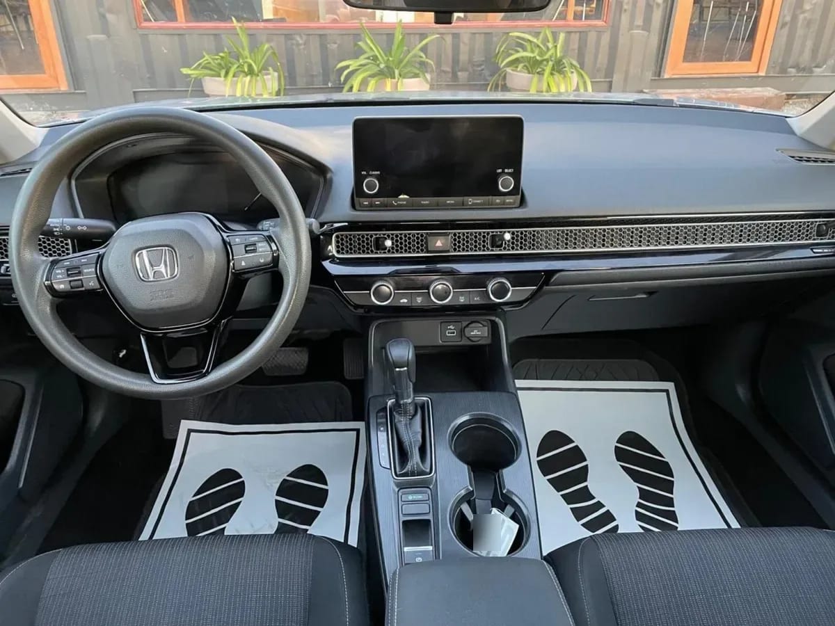 Honda Civic Ex 1.4t At año 2023