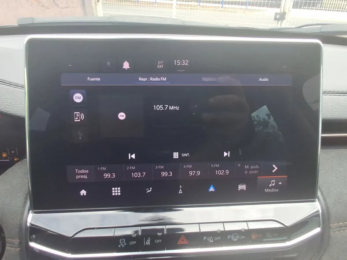 Jeep Commander 2.0t Limited Td380 Dies 4x4 9at 5p año 2025