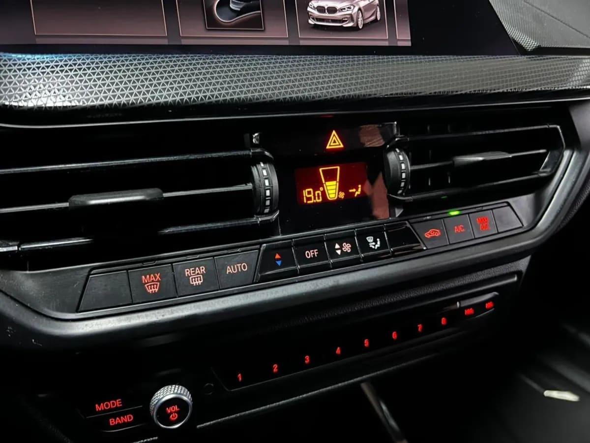 Bmw 118d - año 2020