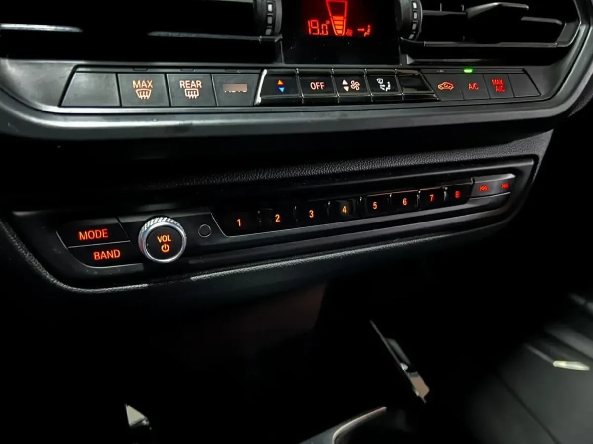 Bmw 118d - año 2020