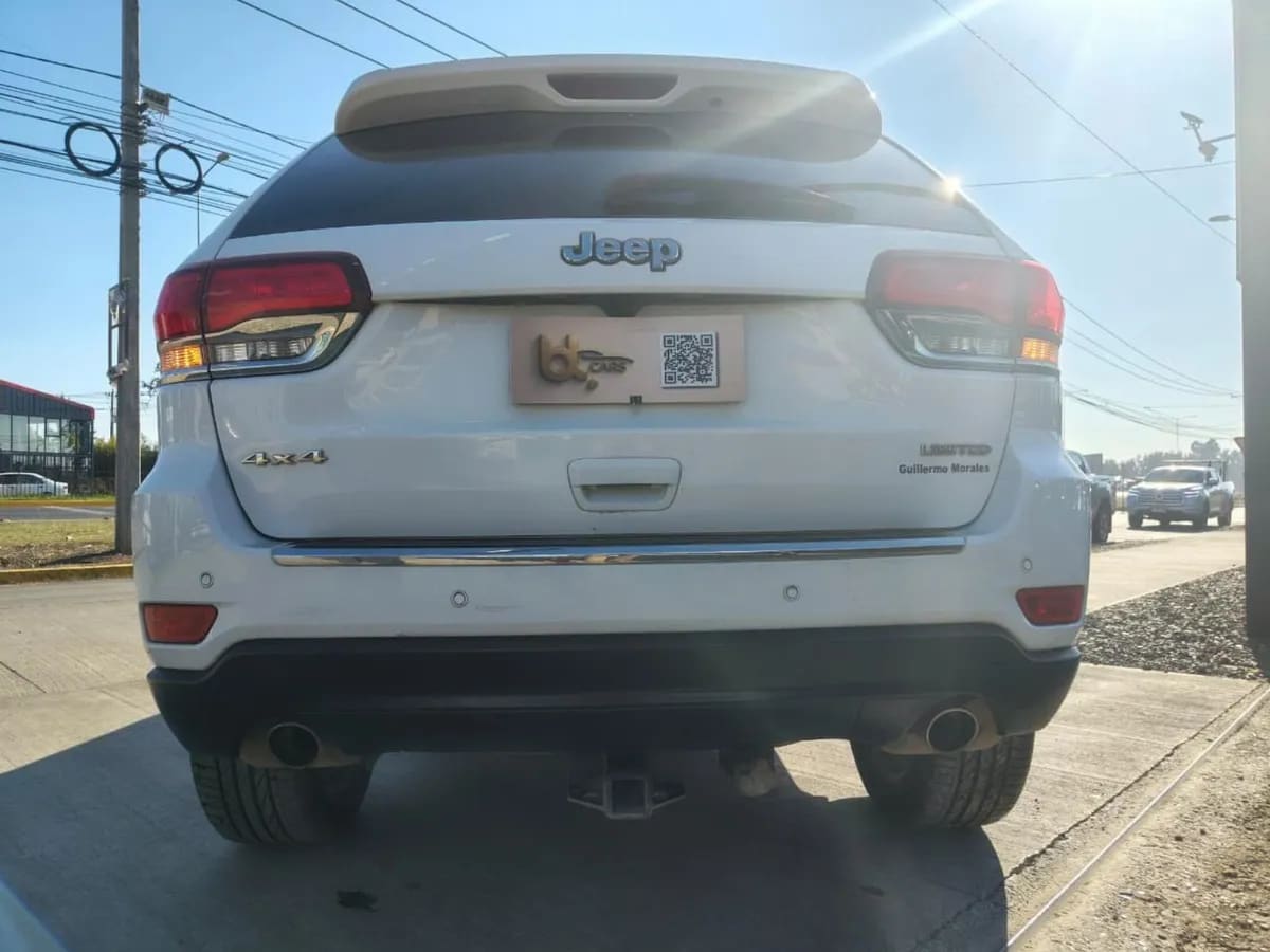 Jeep Grand Cherokee Limited 3.6 Aut 4x4 año 2021