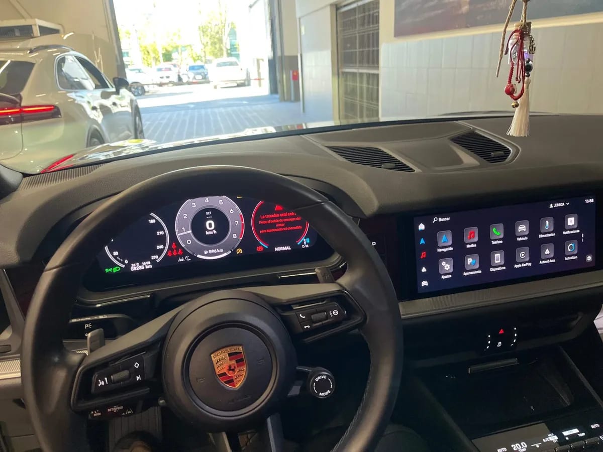 Porsche Cayenne 3.0 4x4 At 5p año 2025