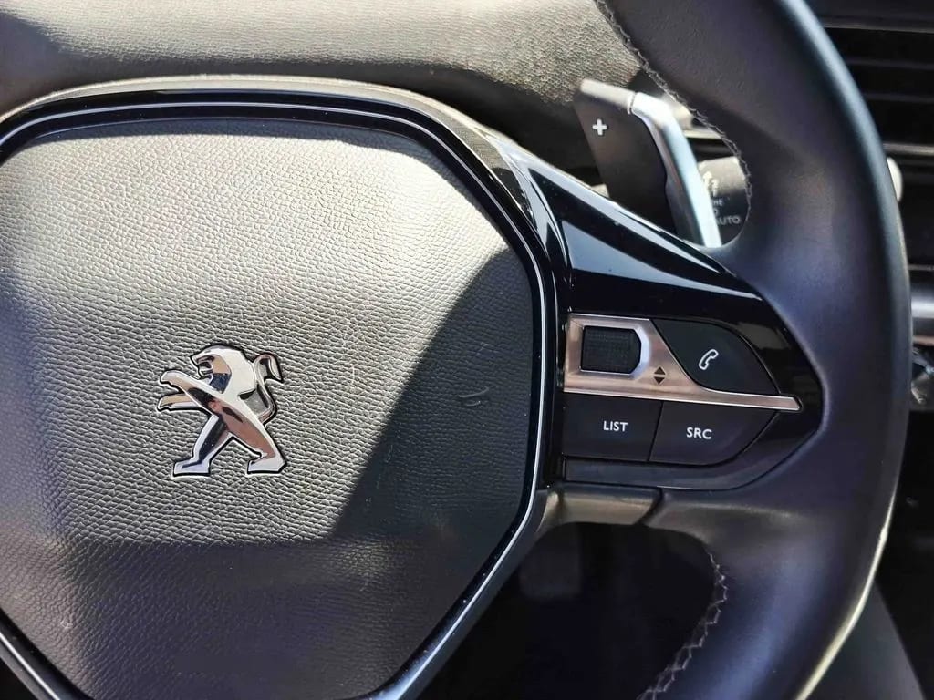 Peugeot 3008 Allure año 2023